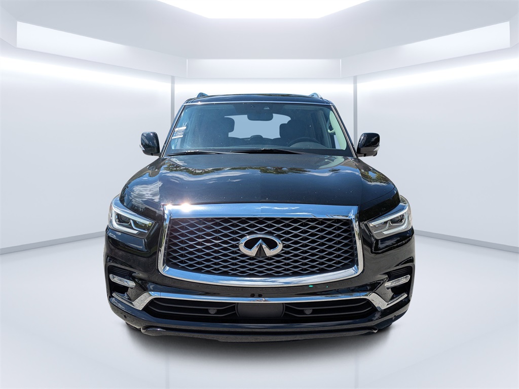 2021 Infiniti QX80 Luxe photo 7