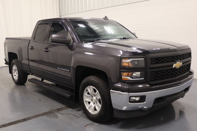 Used 2015 Chevrolet Silverado 1500 LT with VIN 1GCVKREH3FZ432508 for sale in La Porte, IN