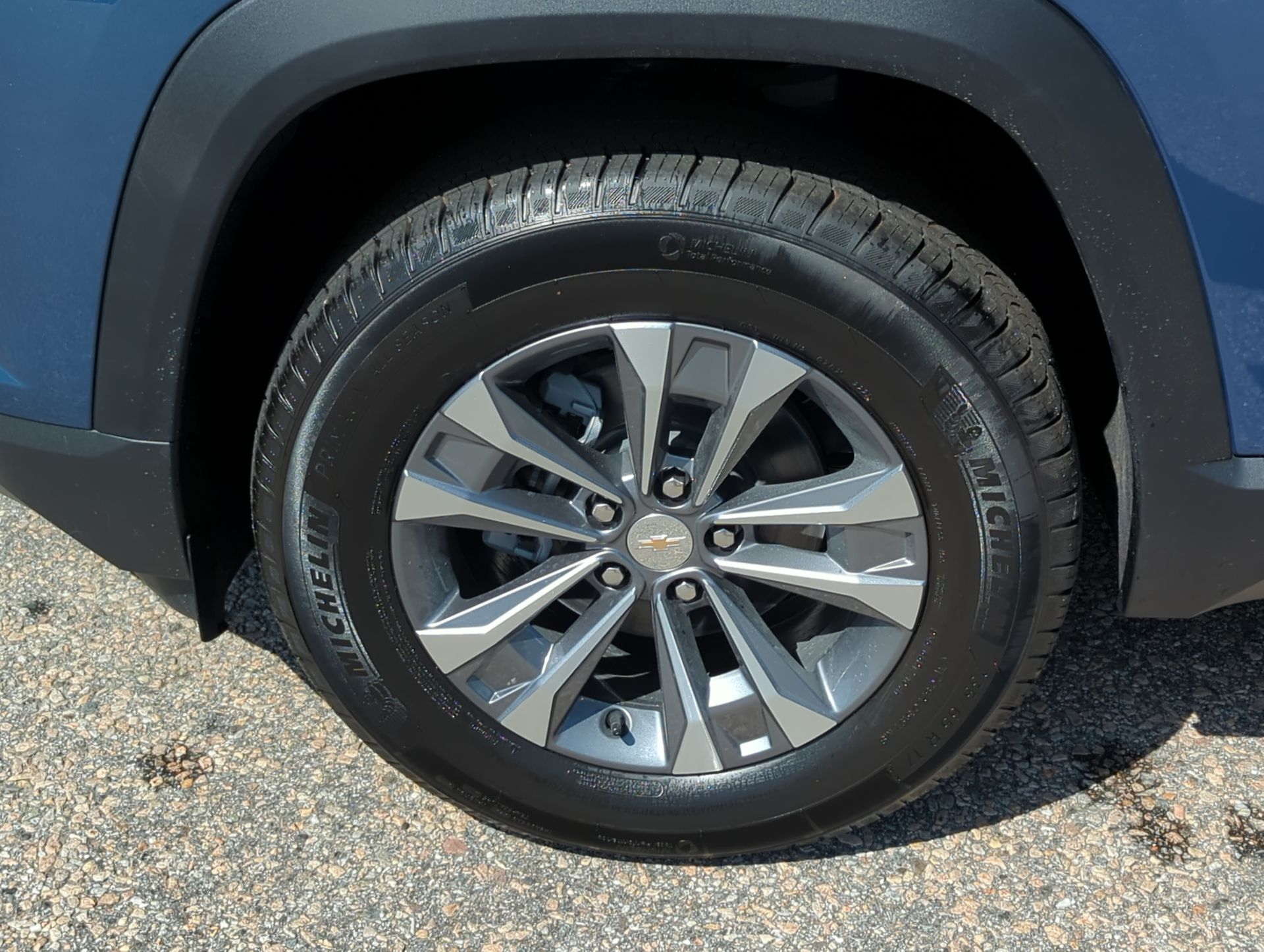 2026 Chevrolet Equinox LT photo 22