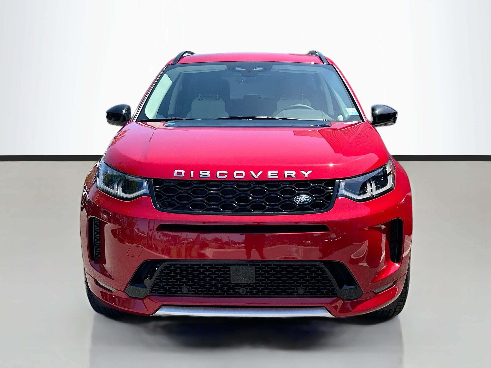 2025 Land Rover Discovery Sport S photo 2