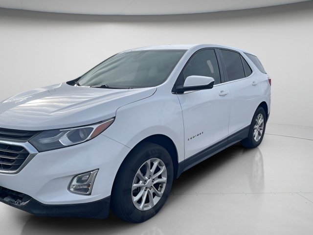 Used 2018 Chevrolet Equinox LT with VIN 2GNAXSEV3J6246301 for sale in Fairfield, OH