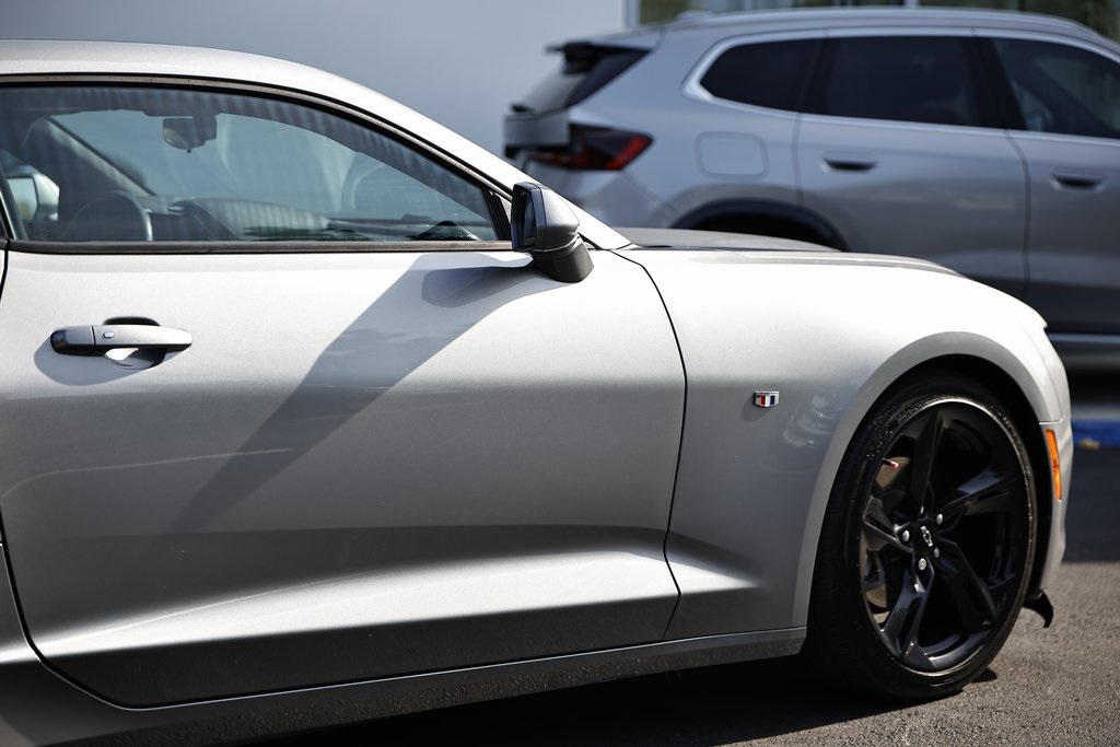 2022 Chevrolet Camaro 2LT photo 8