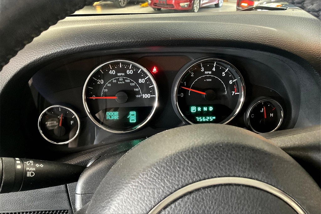 2018 Jeep Wrangler Sport photo 17