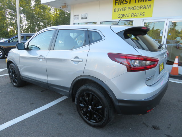 2022 Nissan Rogue Sport S photo 3