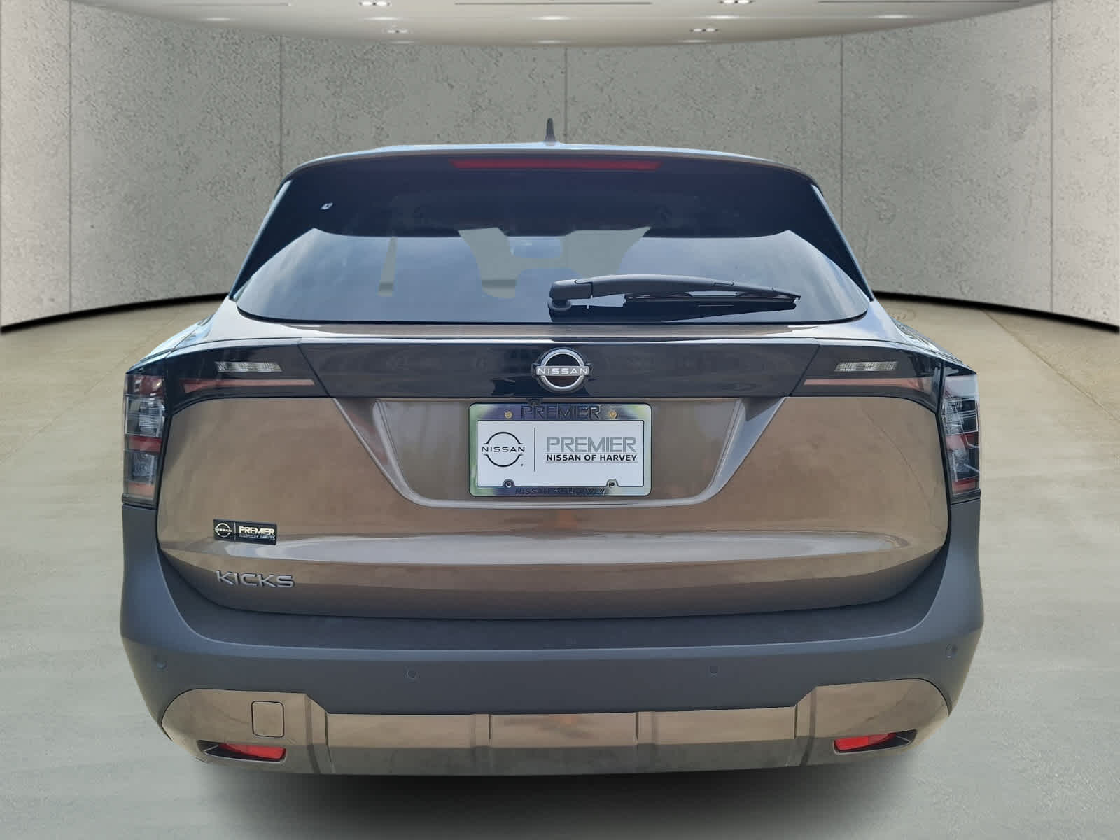 2025 Nissan Kicks SV photo 4