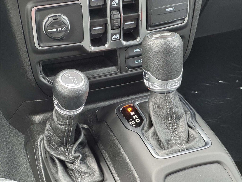 2025 Jeep Wrangler Sport photo 20
