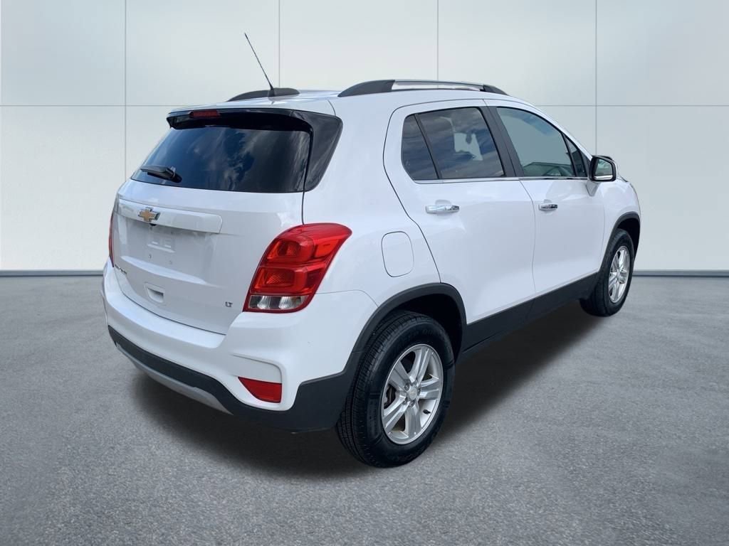 2020 Chevrolet Trax LT photo 3