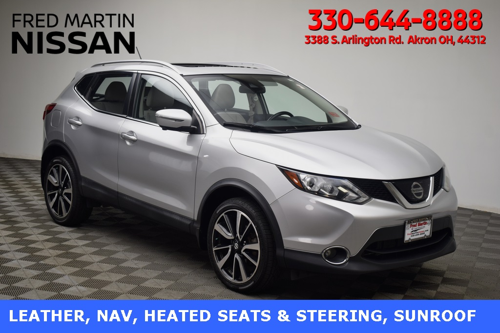 2018 Nissan Rogue Sport SL's photo