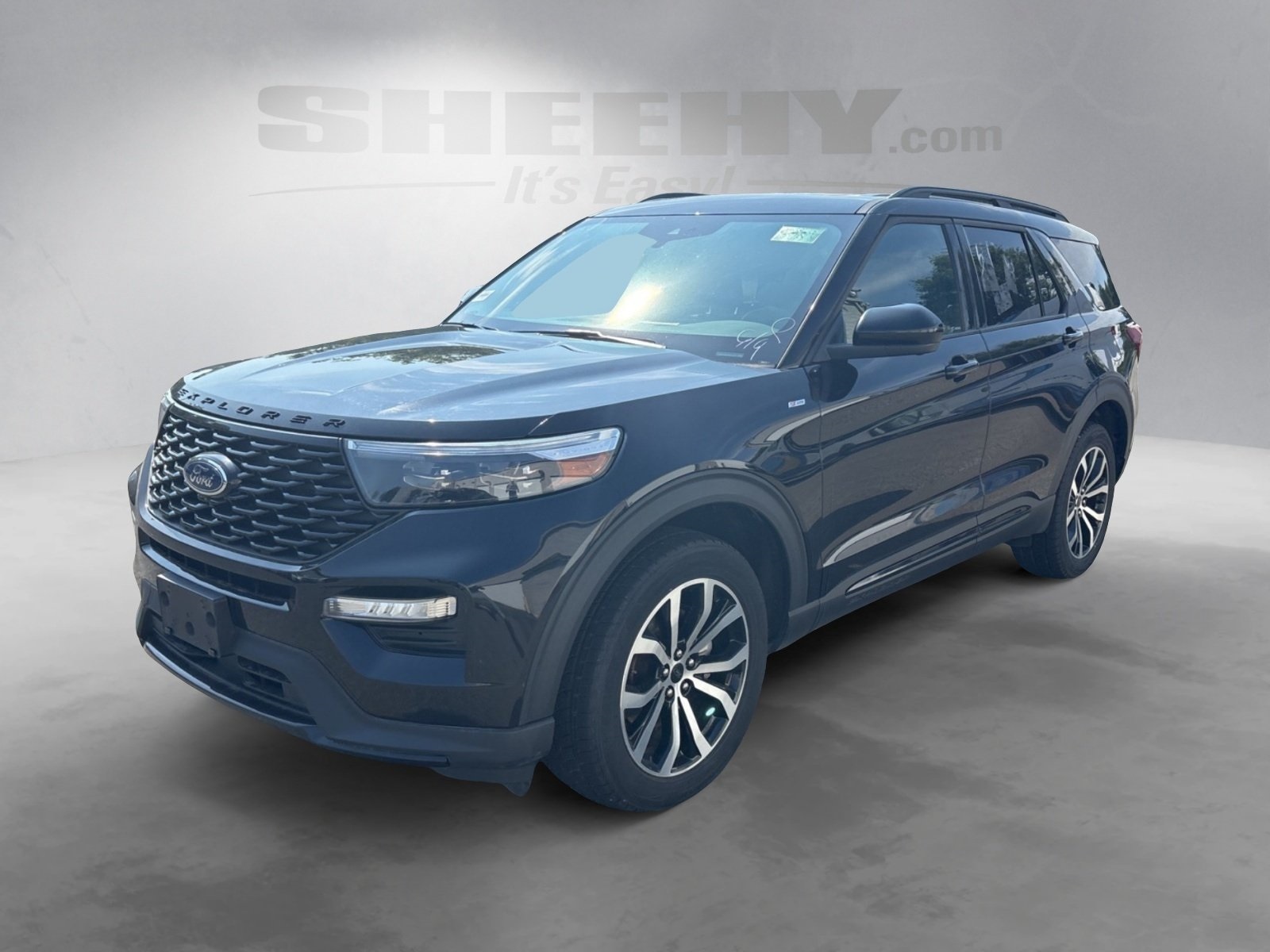 2023 Ford Explorer ST-Line photo 3