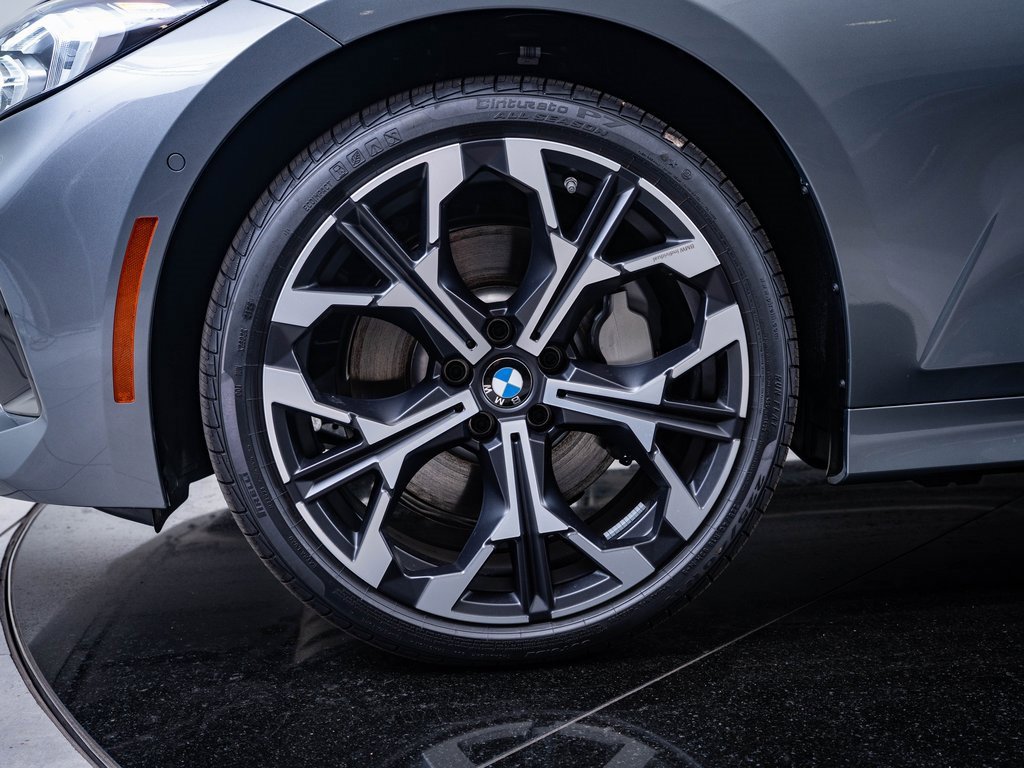 2025 Bmw 330i xDrive Sedan photo 14