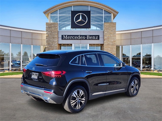 2025 Mercedes Benz GLA 250 4MATIC photo 2