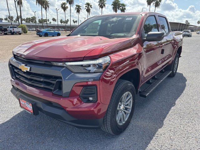 2026 Chevrolet Colorado LT photo 3