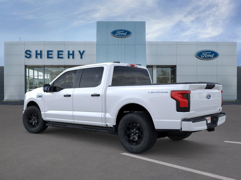 2025 Ford F-150 Lightning XLT photo 6