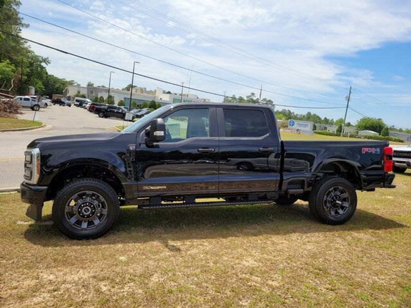 2025 Ford F-250 XL photo 4