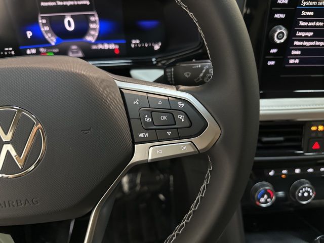 2025 Volkswagen Taos S photo 17