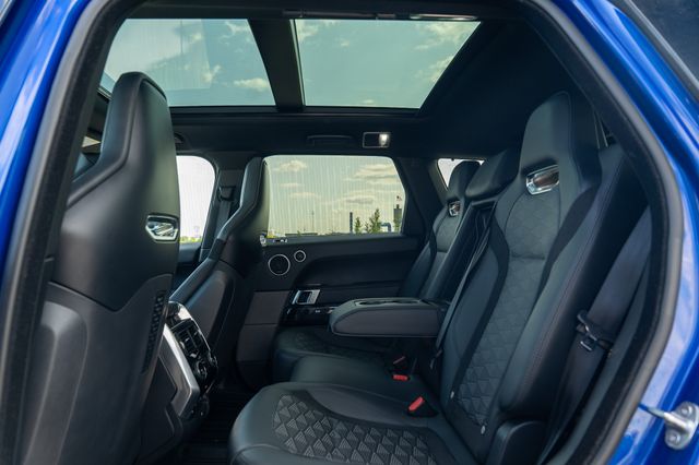 2022 Land Rover Range Rover Sport SVR photo 13