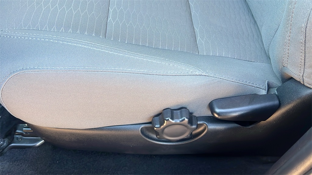 2019 Toyota Tacoma SR5 photo 9