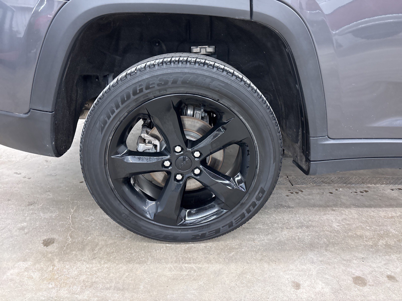 2023 Jeep Grand Cherokee Altitude photo 23