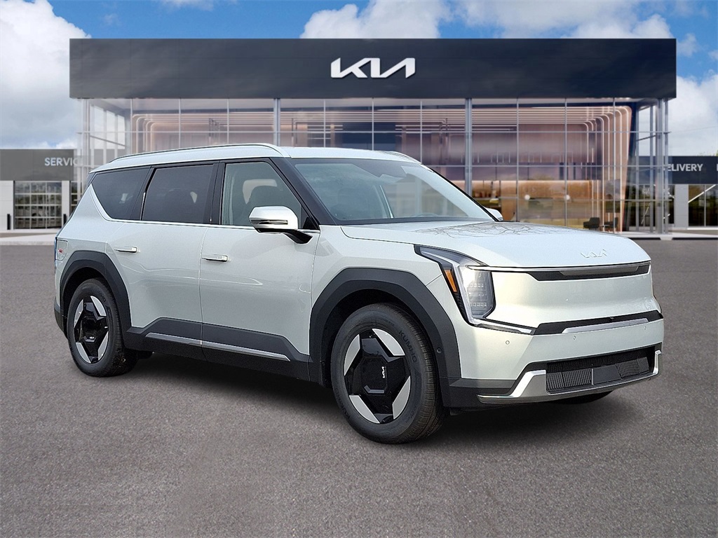 2026 Kia EV9 Wind's photo