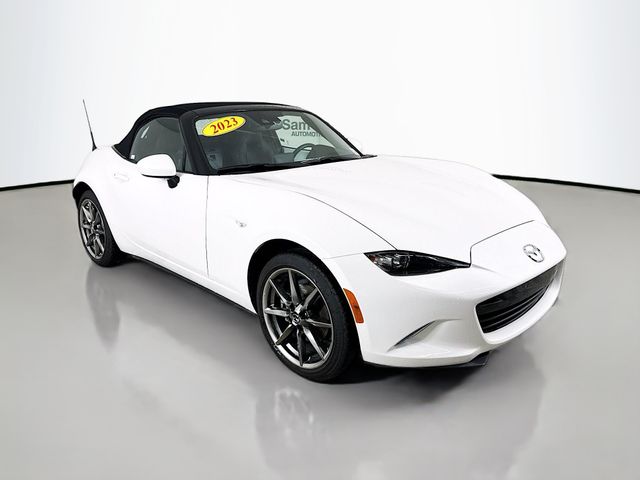 2023 Mazda MX-5 Miata Grand Touring's photo