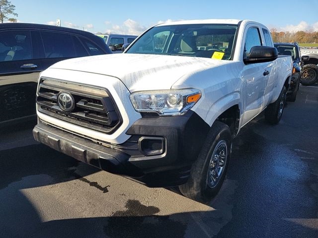 2020 Toyota Tacoma SR5's photo