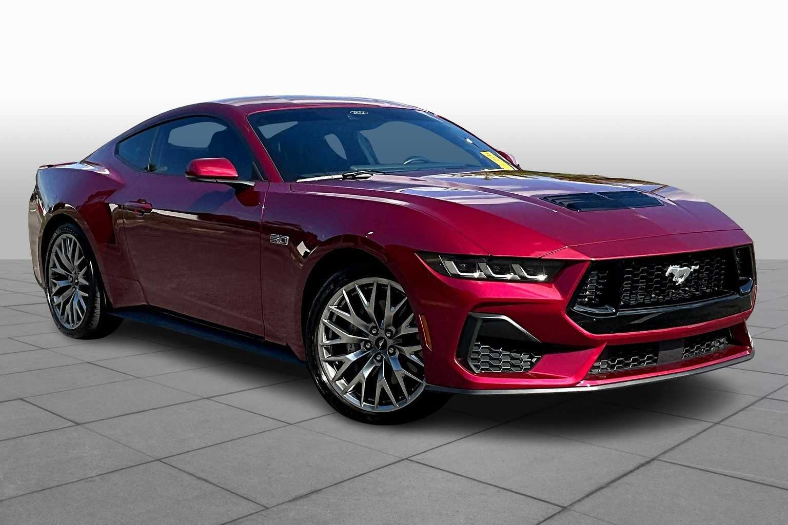 2025 Ford Mustang GT Premium photo 2