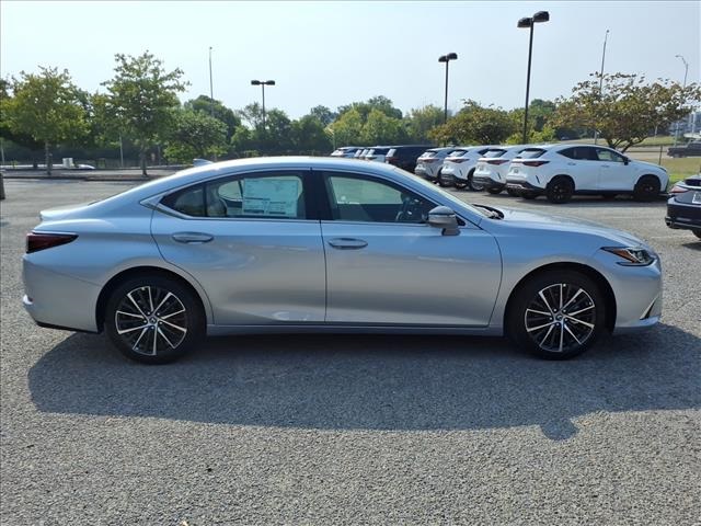 2025 Lexus ES 350 photo 2