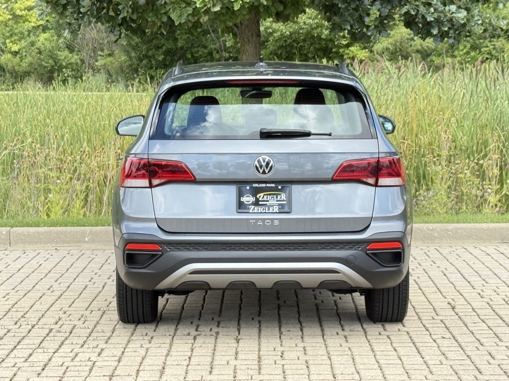 2024 Volkswagen Taos S photo 4