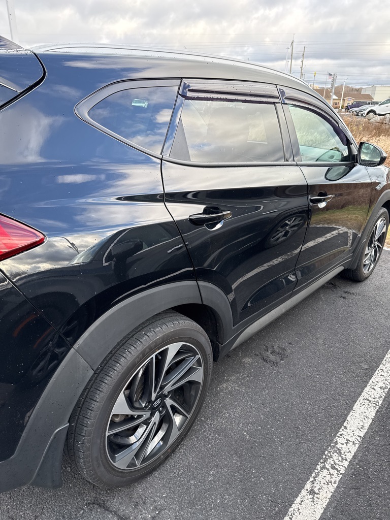 2020 Hyundai Tucson Sport photo 2