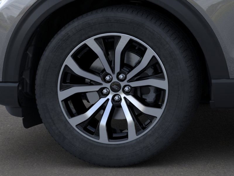 2025 Ford Explorer ST-Line photo 15