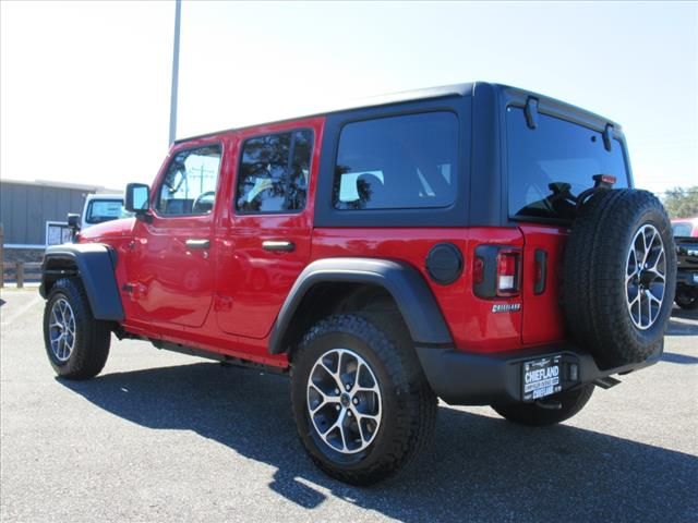 2025 Jeep Wrangler Sport S photo 4