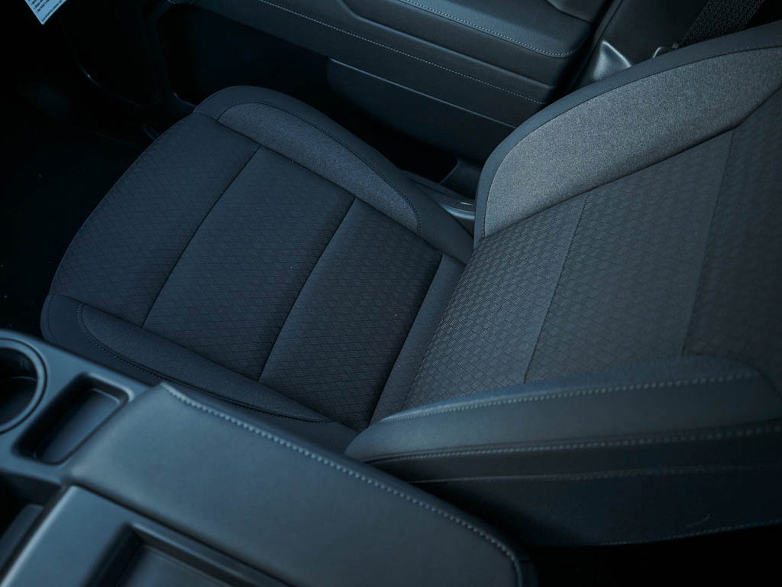 2025 Chevrolet Silverado 1500 LT photo 23