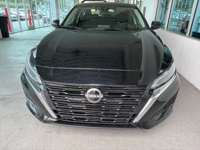 2025 Nissan Altima 2.5 SV photo 2