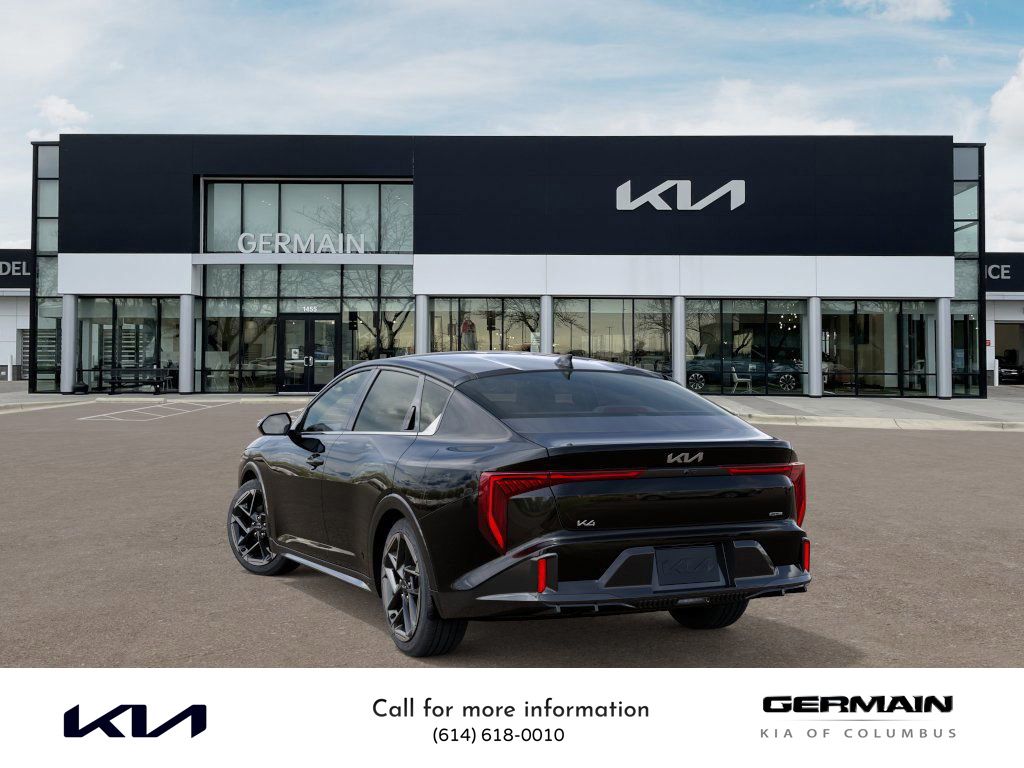 2025 Kia K4 GT-Line photo 4