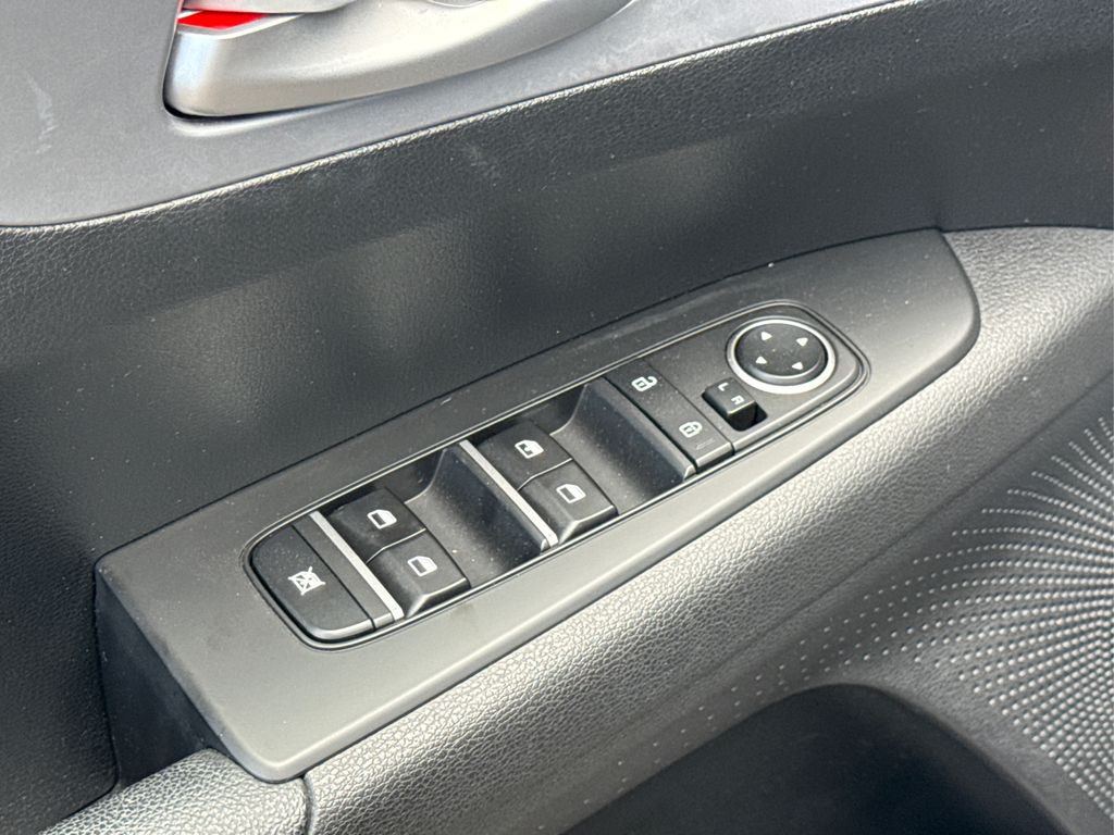 2023 Kia Forte LXS photo 29
