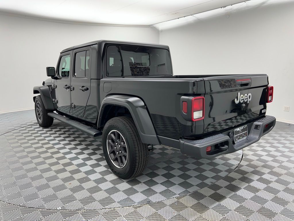 2023 Jeep Gladiator Overland photo 6