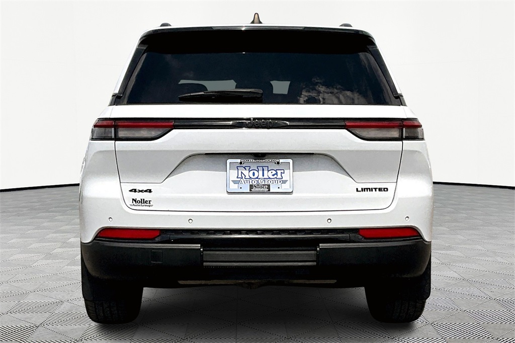 Image 4 of Pre-Owned 2023 Jeep Grand Cherokee Limited