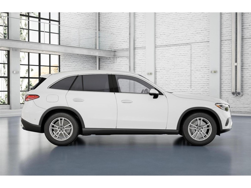 2025 Mercedes Benz GLC 300 4MATIC photo 2