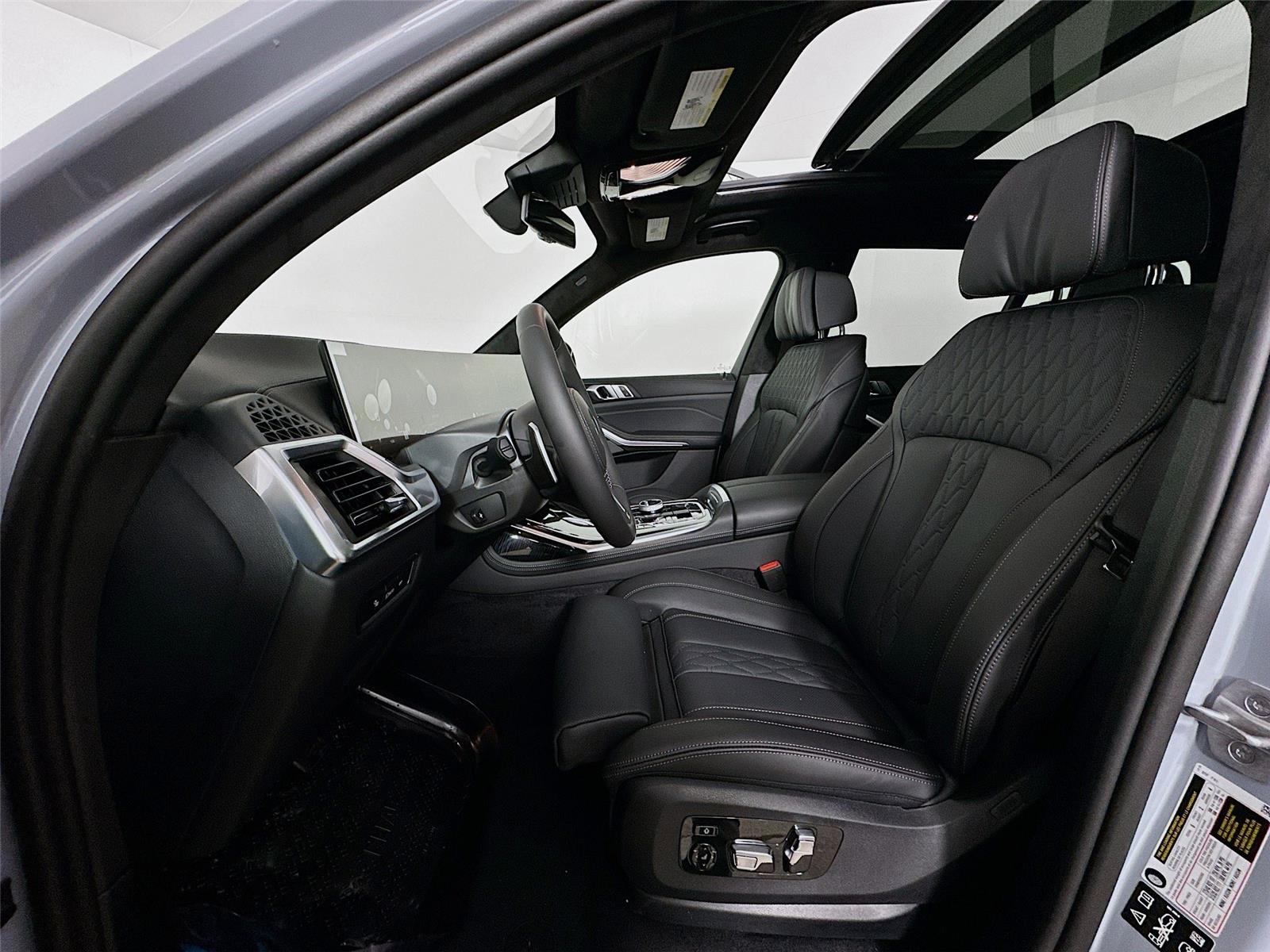 2026 Bmw X7 M60i photo 21