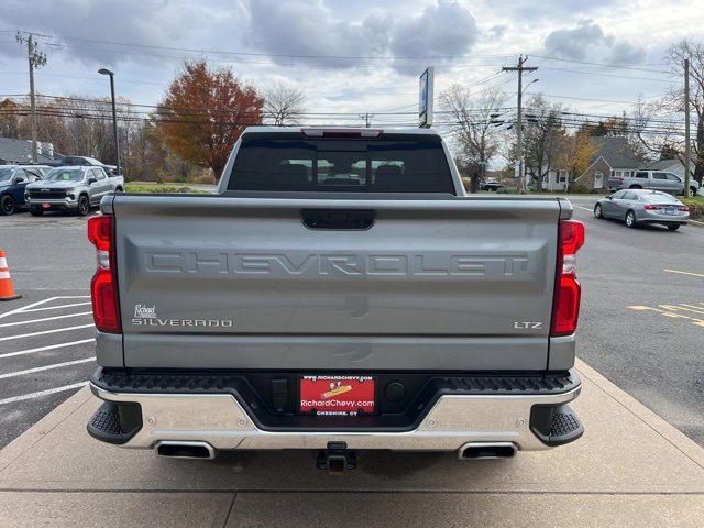 2023 Chevrolet Silverado 1500 LTZ photo 4