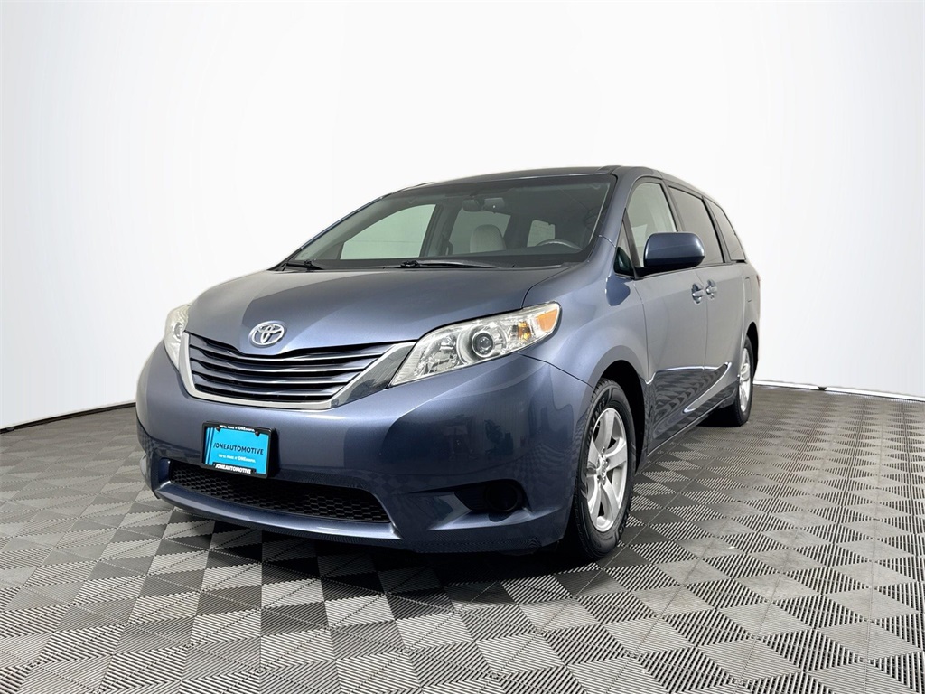 2017 Toyota Sienna LE