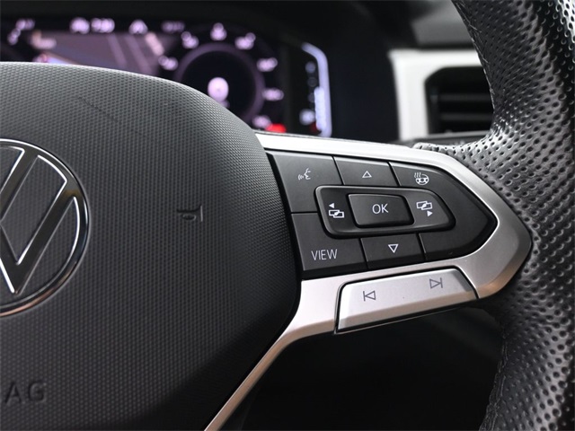 2023 Volkswagen Atlas V6 SEL Premium R-Line photo 21