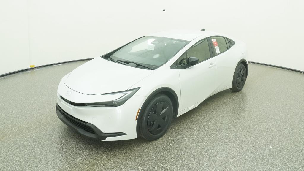 2026 Toyota Prius LE's photo