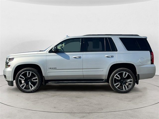 2019 Chevrolet Tahoe Premier photo 2