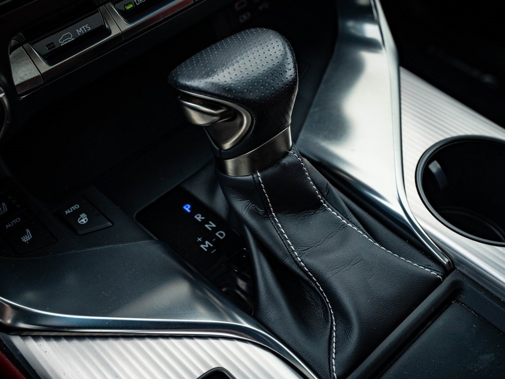 2022 Lexus LX 600 F SPORT photo 32