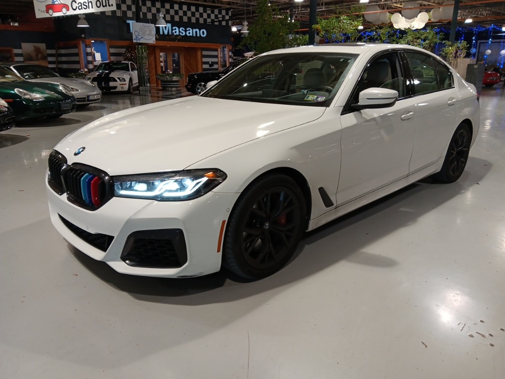 2022 BMW 5 Series 540i's photo