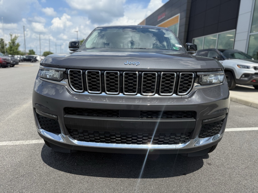 2023 Jeep Grand Cherokee Limited photo 10