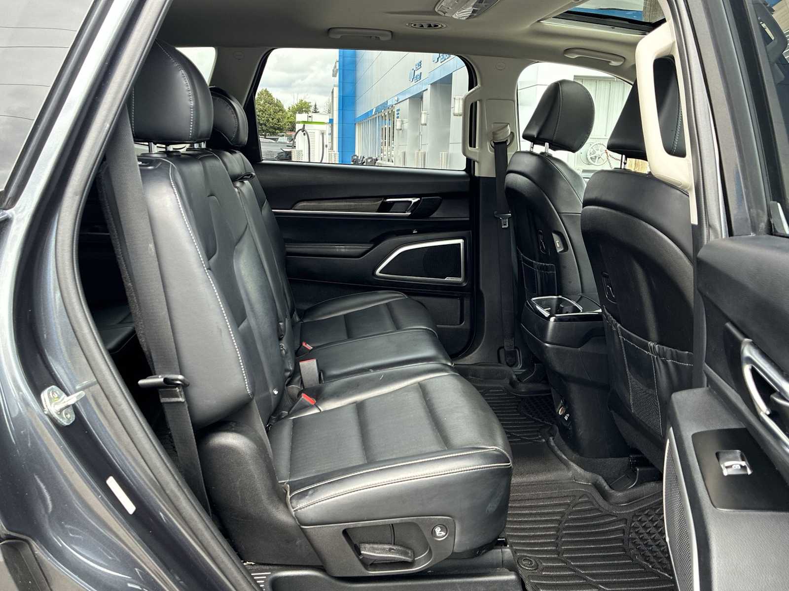 2022 Kia Telluride EX photo 21