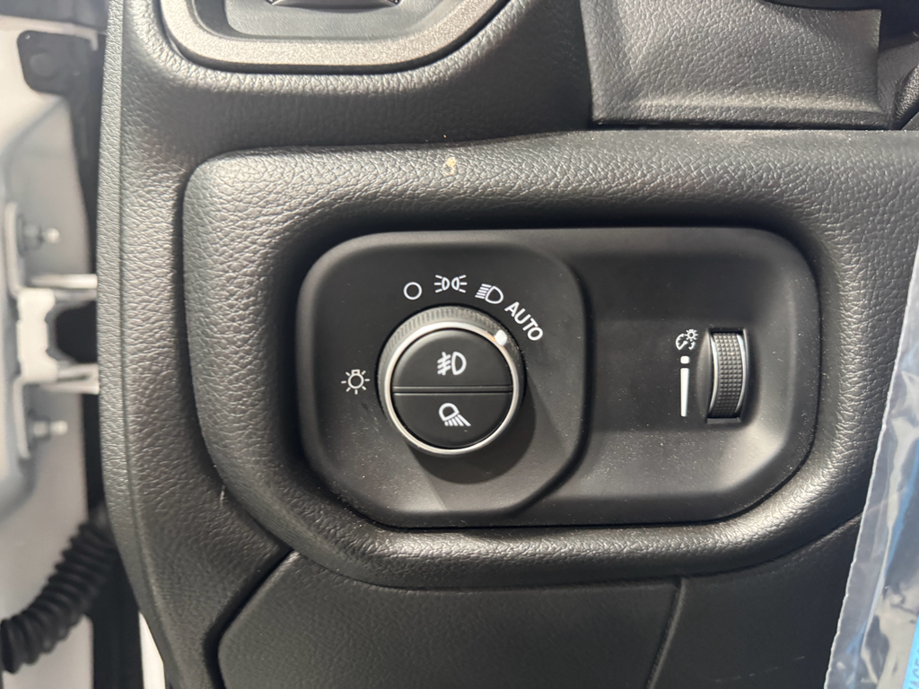 2025 Ram 3500 Tradesman photo 20