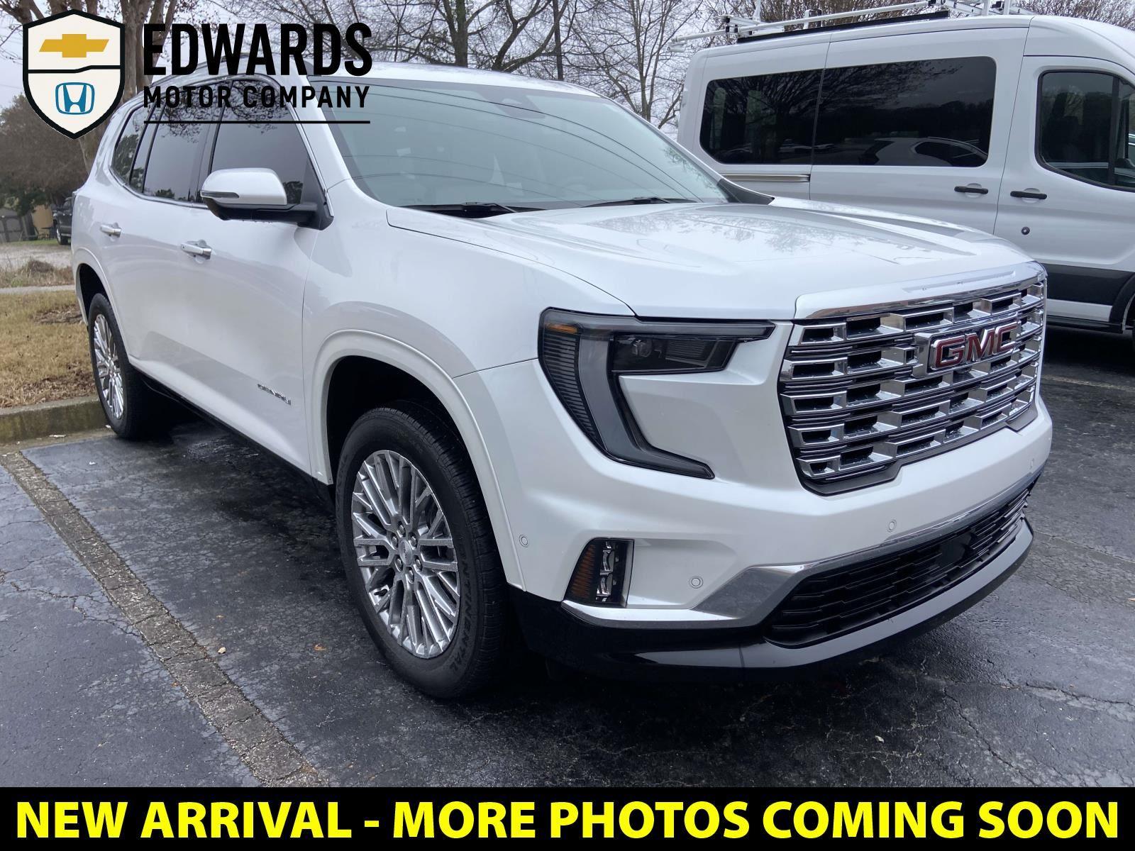 2024 GMC Acadia Denali's photo